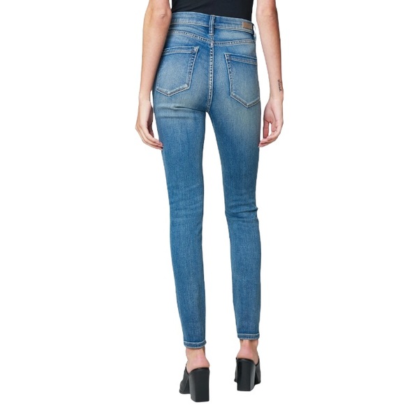 BLANK NYC - The Bond Mid Rise Skinny Jeans In Dangerous Game - Picture 7 of 12